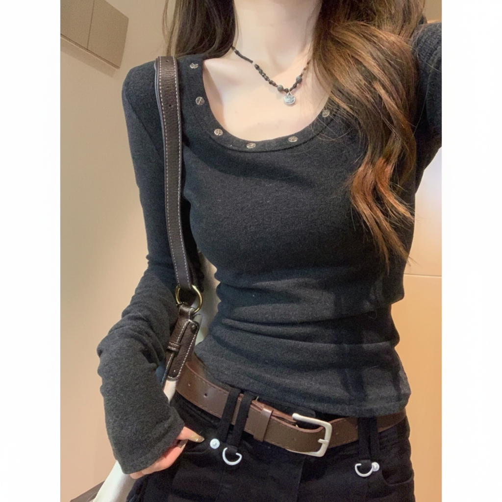 Uネックトップス