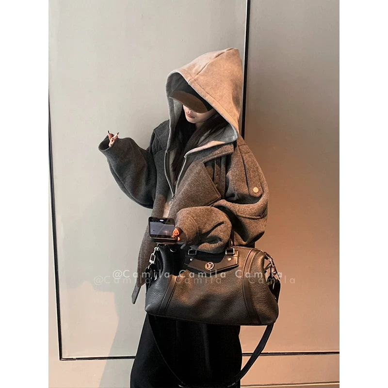 ショートウールグレーアウター　　写真