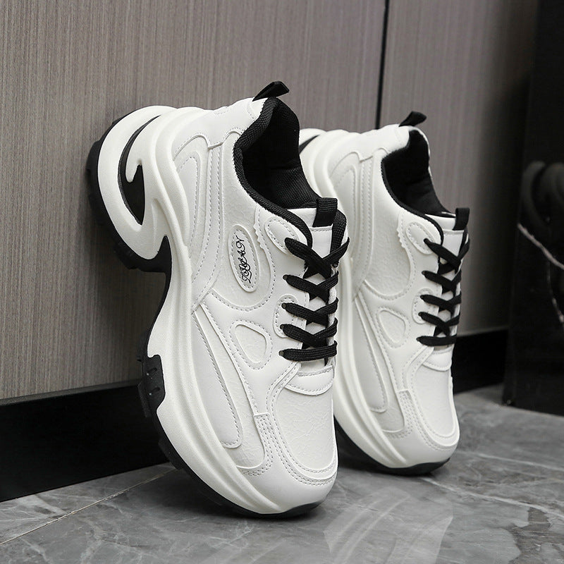 厚底カジュアルシューズ